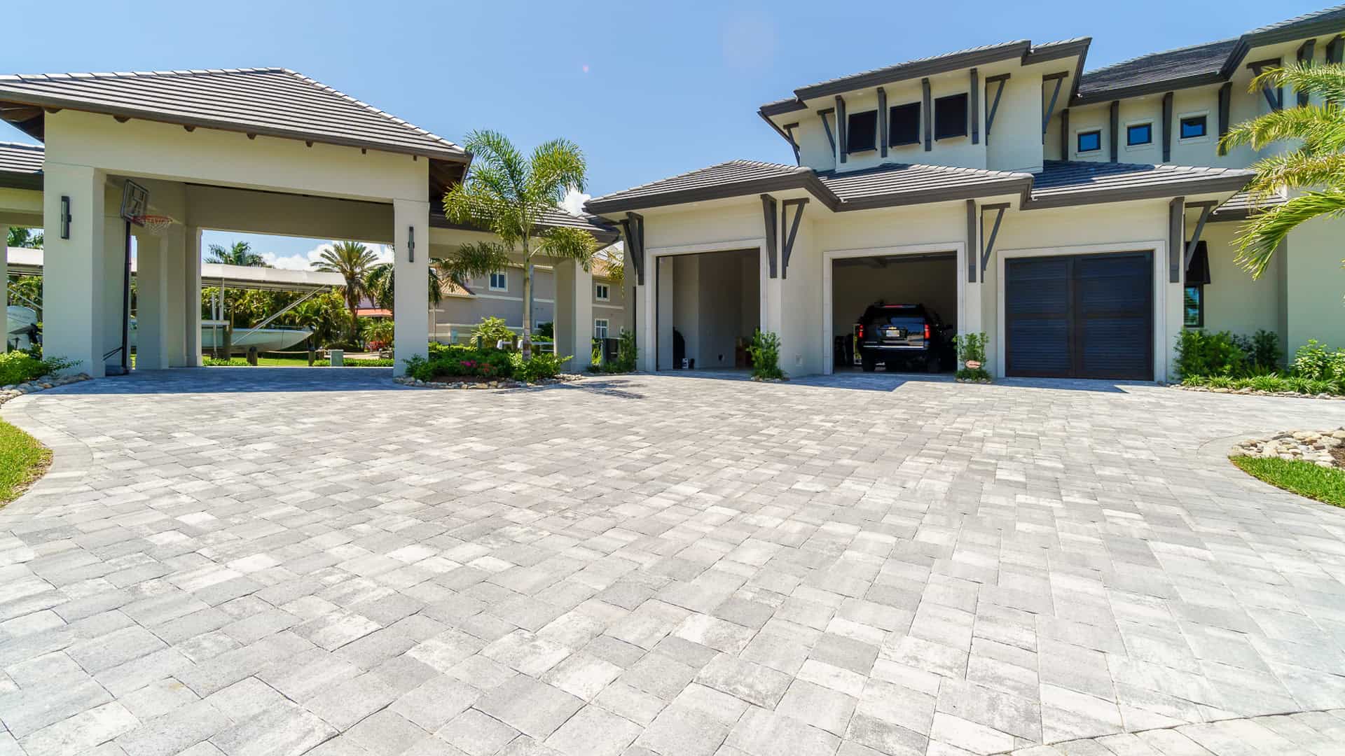 paved driveway in naples fl